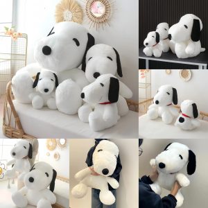 Snoopy plush toy