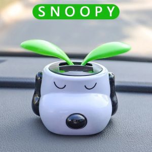 Snoopy Solar Car Swinging Toy