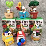 Snoopy Green Days Anime Figures