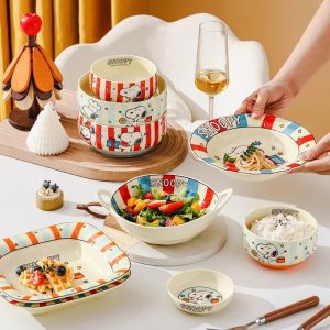 Cute Snoopy Dinnerware Set