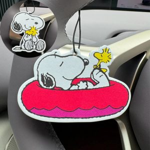 Snoopy Car Fragrance Pendant